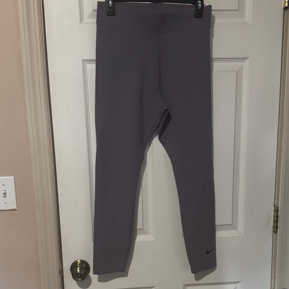 Nike Girls Lavender/Purple Leggings with Subtle Logo